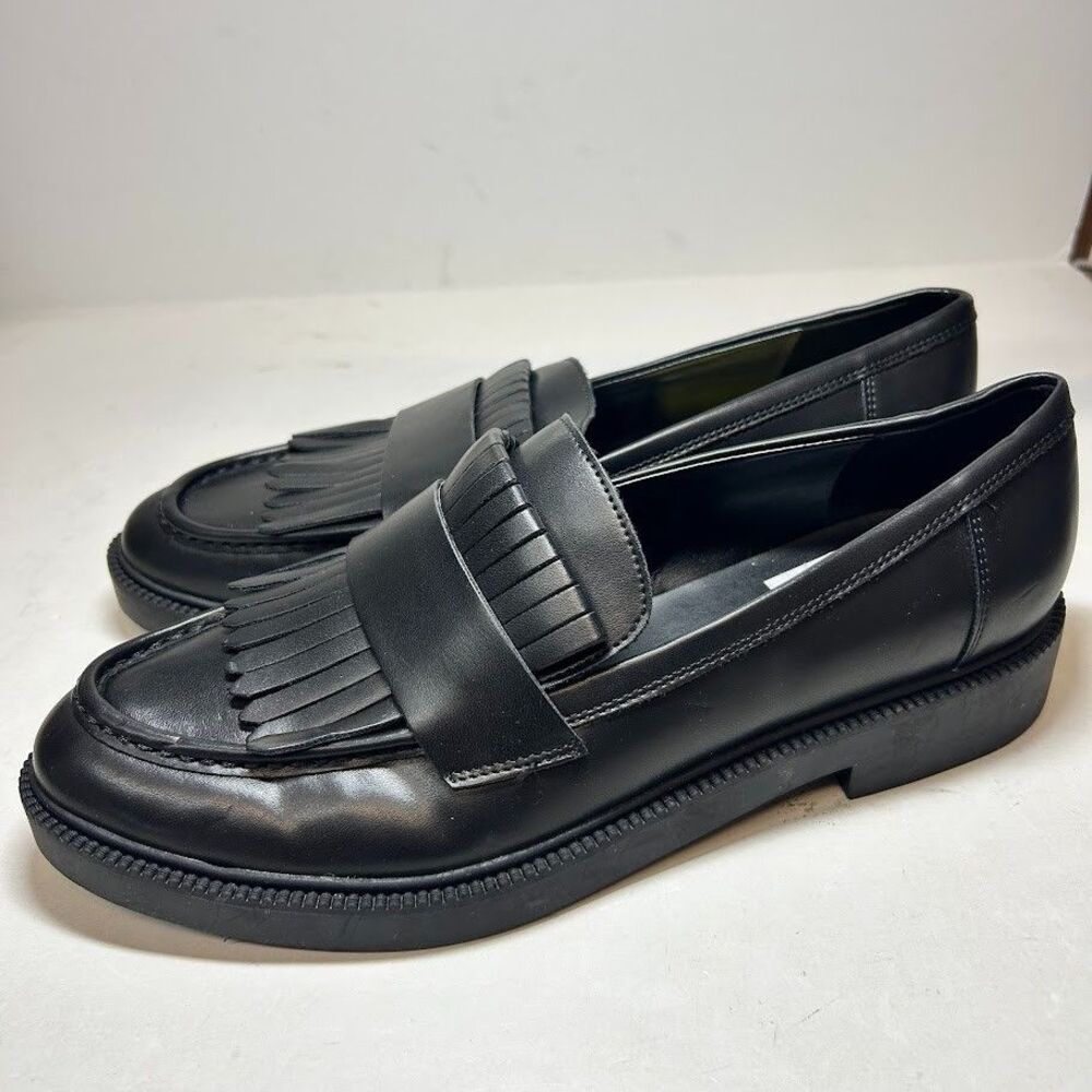 Marc Fisher Womens 10 M Black Leather Calixy Slip On Tassle Loafers DISPLAY IN8 - Picture 2 of 5
